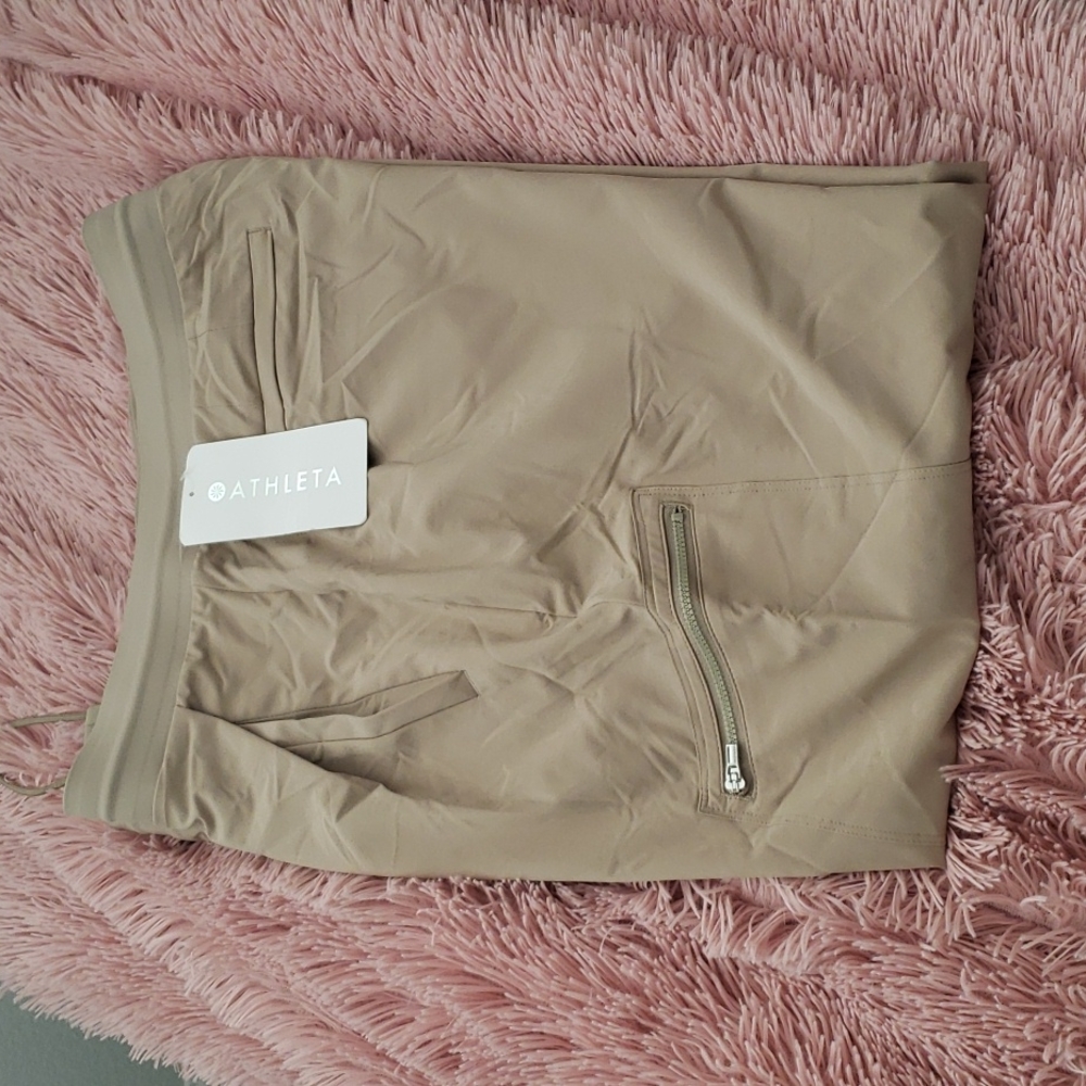 LADIES ATHLETA GO FAR TRAVEL PANTS SZ 14 BNWT.